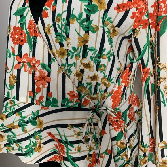 Zara wrap blouse - Picture 2 of 6